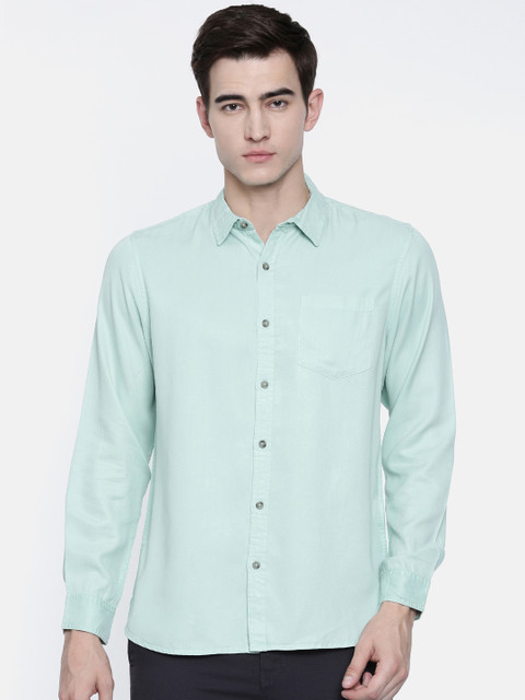 

Breakbounce Men Sea Green Regular Fit Solid Casual Shirt