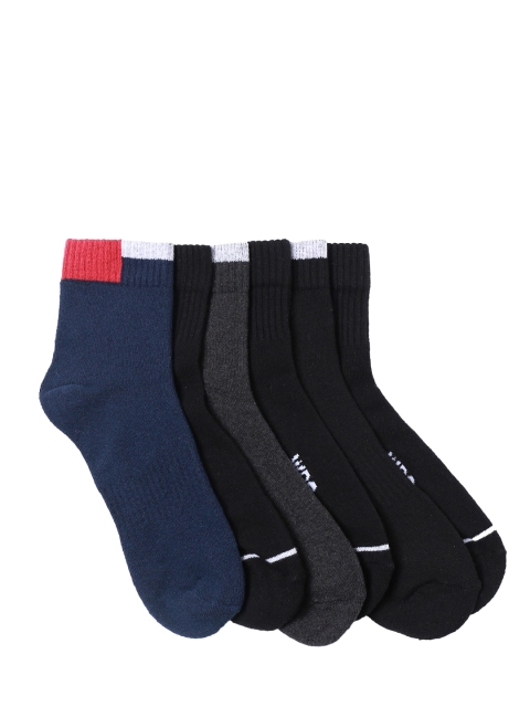 

Wrangler Men's Pack of 6 Solid Assorted Ankle-Length Socks