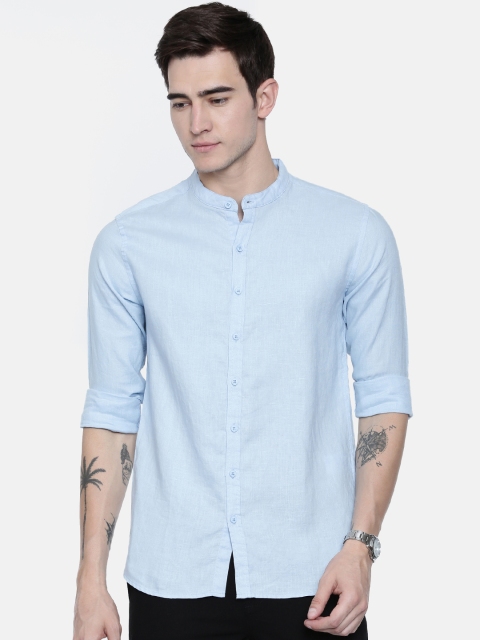 

Breakbounce Men Blue Regular Fit Solid Linen Casual Shirt