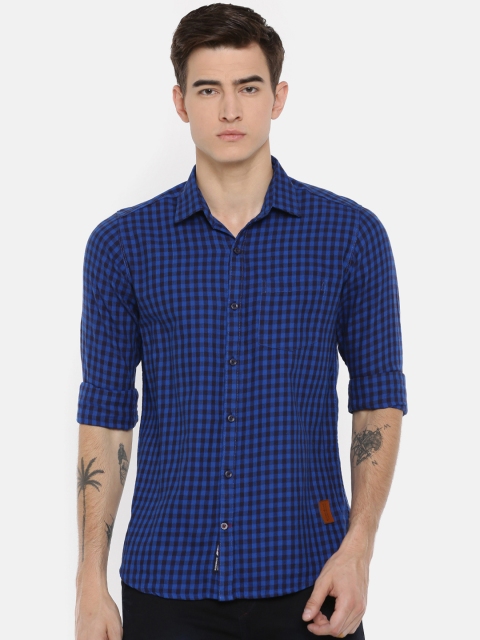 

Cross Court Men Blue Slim Fit Checked Casual Shirt