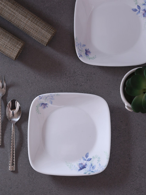 

Corelle Set of 6 White Printed Plates