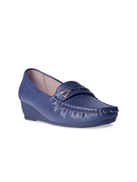 

MSC Women Navy Blue Solid Pumps
