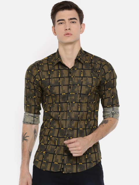

Cross Court Men Yellow & Green Slim Fit Checked Casual Shirt