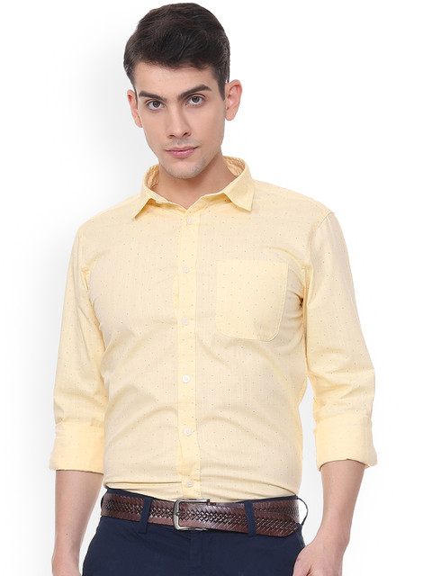 

People Men Yellow Regular Fit Printed Casual Shirt