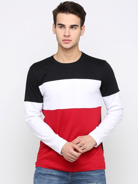 

Maniac Men Black & Red Colourblocked Round Neck T-shirt
