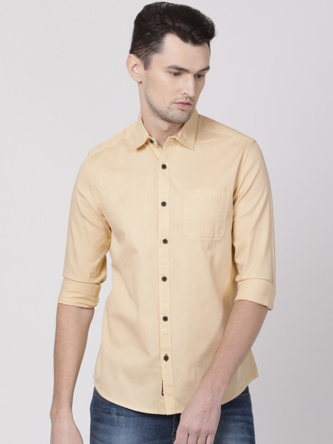 

Toss Winner Men Beige Regular Fit Solid Casual Shirt