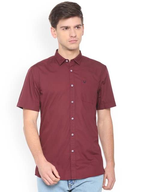 

Solly Jeans Co. Men Maroon Regular Fit Solid Casual Shirt