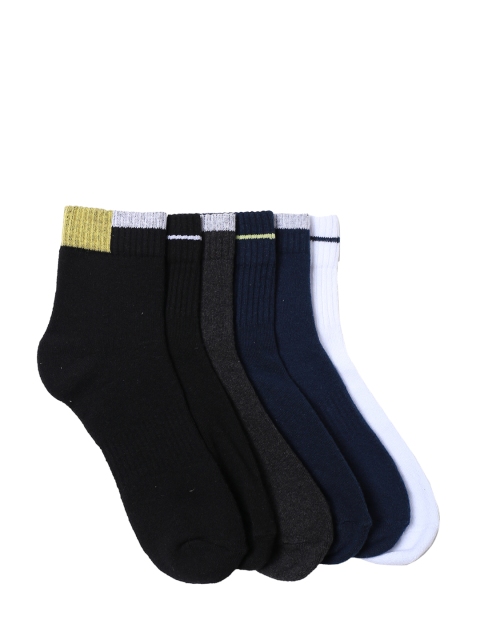 

Wrangler Men's Pack of 6 Solid Assorted Ankle-Length Socks