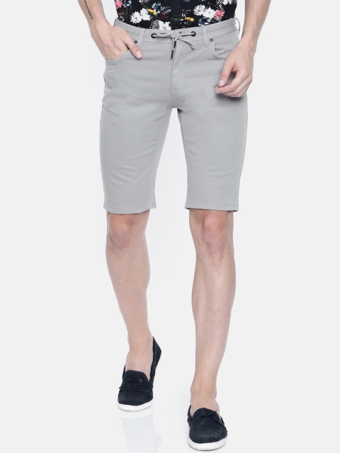 

Breakbounce Men Grey Solid Slim Fit Regular Shorts