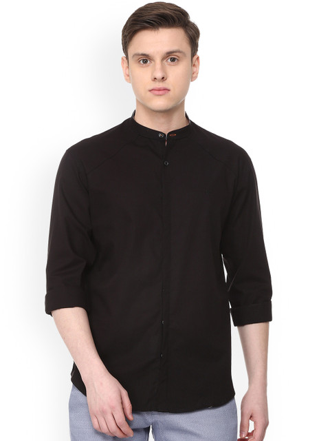 

V Dot Men Black Slim Fit Solid Casual Shirt