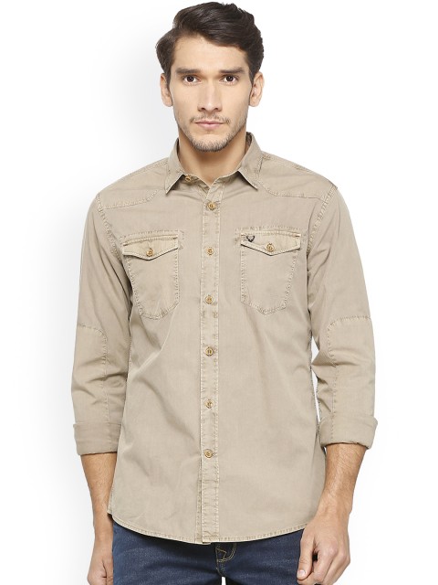 

Solly Jeans Co. Men Beige Regular Fit Solid Casual Shirt