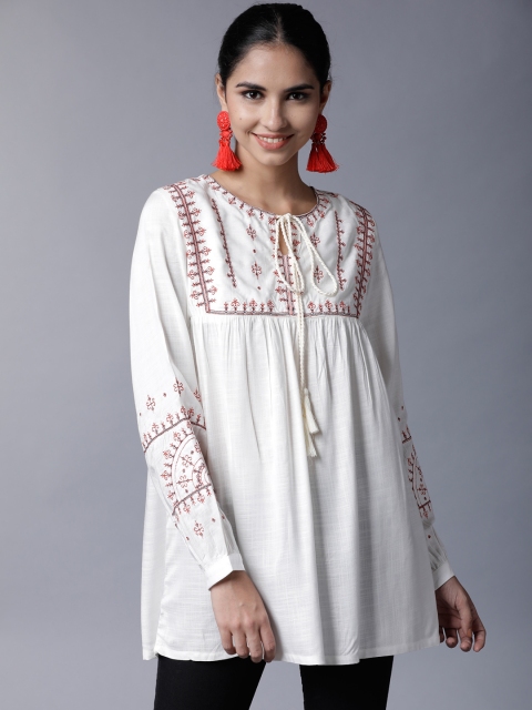 

Vishudh Women Off-White Printed Empire Top