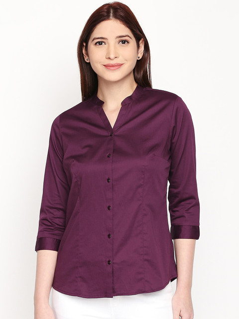 

Annabelle by Pantaloons Women Burgundy Regular Fit Solid Formal Shirt