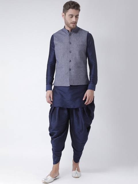 

DEYANN Men Navy Blue Solid Kurta with Patiala & Nehru Jacket