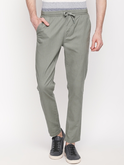 

Urban Ranger by pantaloons Men Olive Green Regular Fit Solid Regular Trousers
