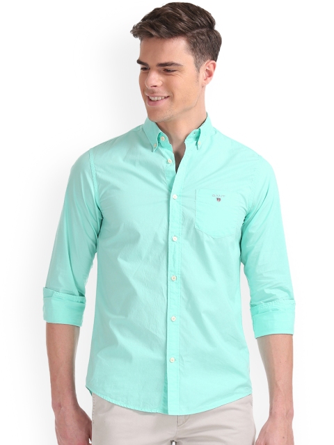 

GANT Men Green Regular Fit Solid Casual Shirt