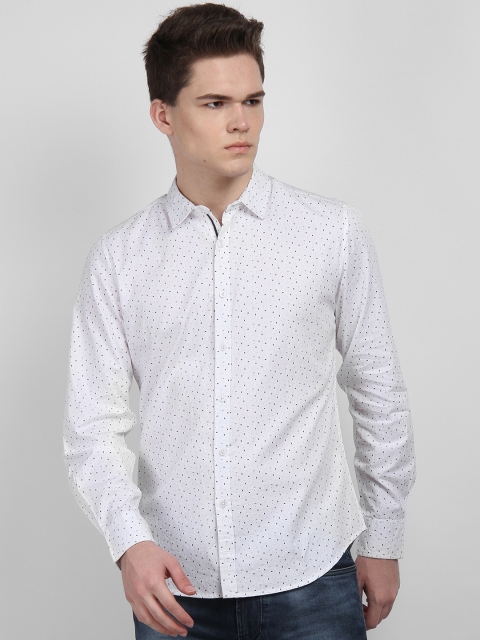 LA LOFT Men White Regular Fit Printed Casual Shirt