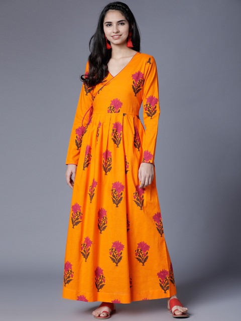 

Vishudh Women Yellow Printed Maxi Dress