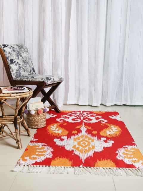 

Chumbak Red Printed Carpet