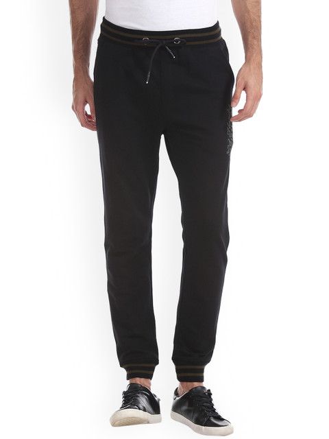 

Ed Hardy Men Black Solid Slim-Fit Joggers