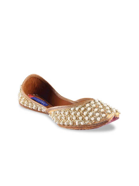 

MSC Women Gold-Toned Woven Design Leather Ballerinas