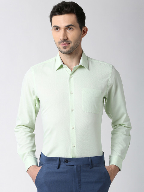 

Peter England Men Green Regular Fit Solid Formal Shirt