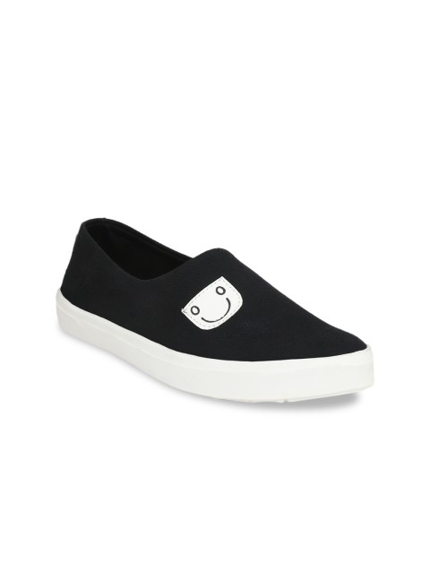 

Eego Italy Men Black Solid Slip-On Sneakers