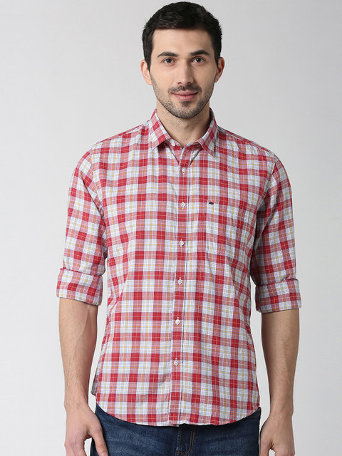 

Peter England Casuals Men Red Slim Fit Checked Casual Shirt