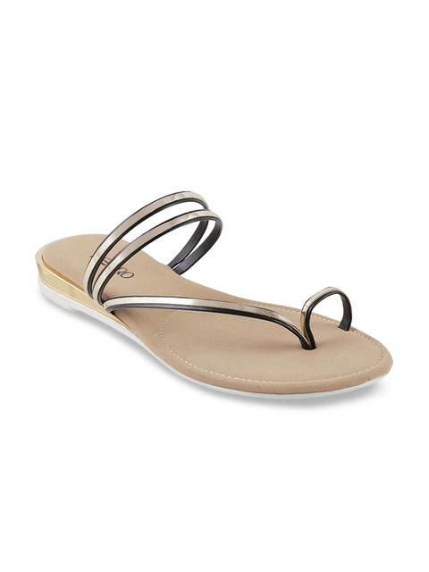 

Metro Women Black & Silver-toned Colourblocked One Toe Flats