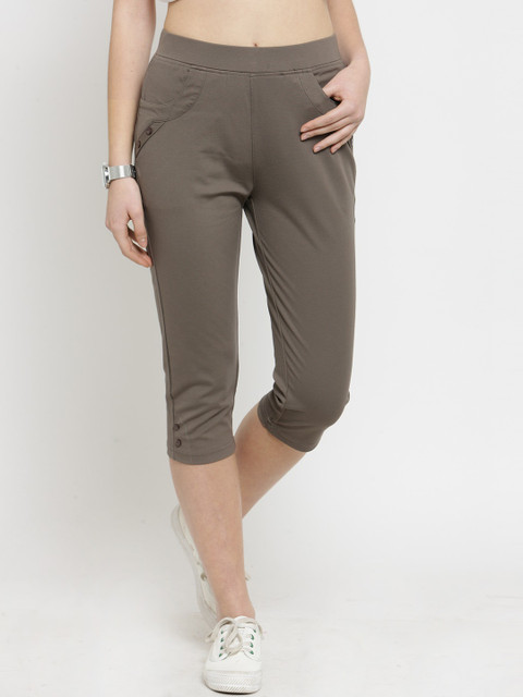 

Global Republic Women Taupe Solid Regular Fit Capris