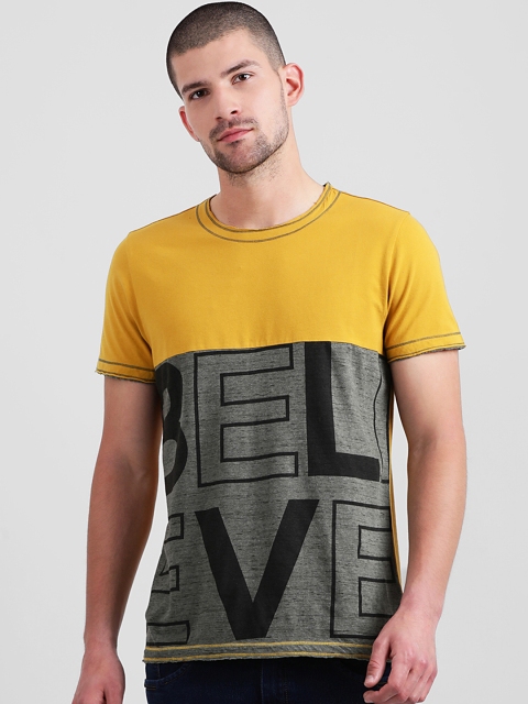 

Leo Sansini Men Mustard Yellow Printed Round Neck T-shirt