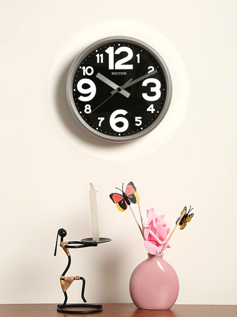 

Rhythm Black Round 18 cm Solid Analogue Wall Clock