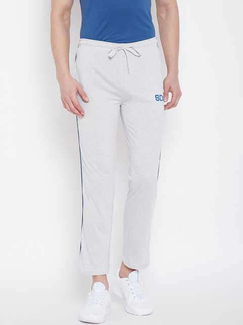 

Duke Men Grey Solid Slim-Fit Trackpant