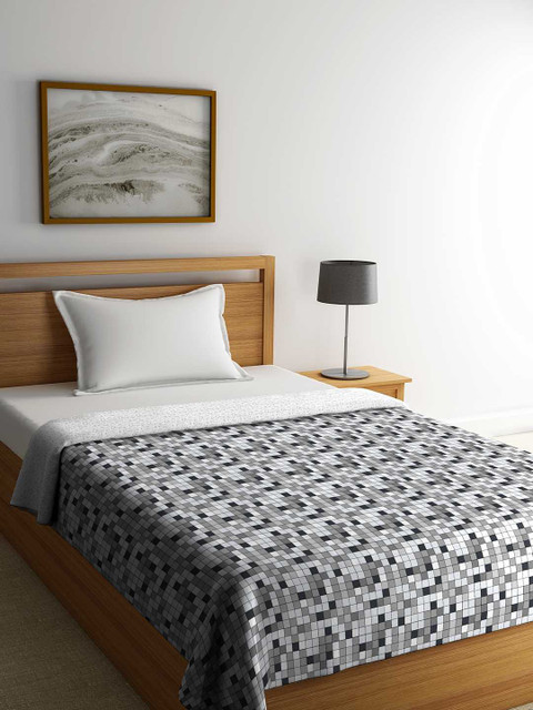 

Portico New York Black & Off-White Geometric AC Room 120 GSM Single Bed Dohar