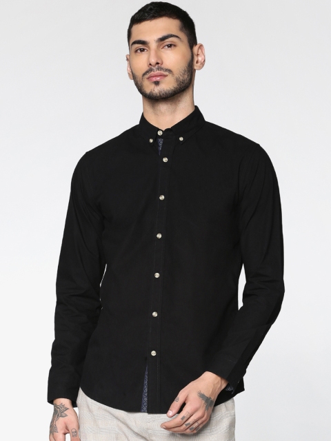 

ONLY & SONS Men Black Regular Fit Solid Casual Shirt