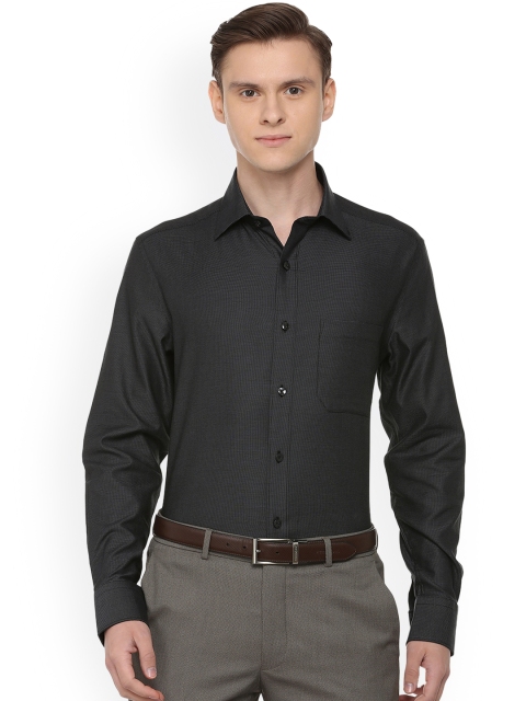 

Louis Philippe Men Black Regular Fit Solid Formal Shirt