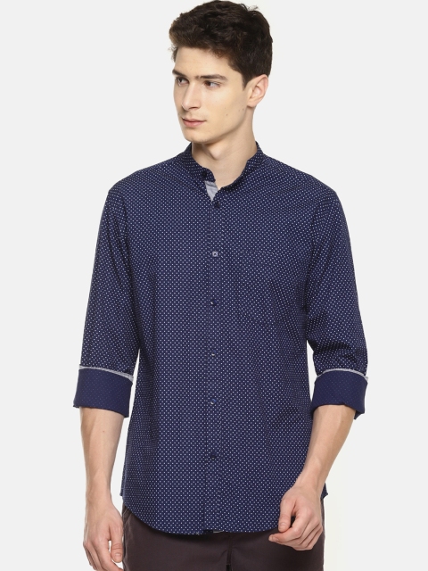 

IVOC Men Navy Blue & White Slim Fit Printed Casual Shirt