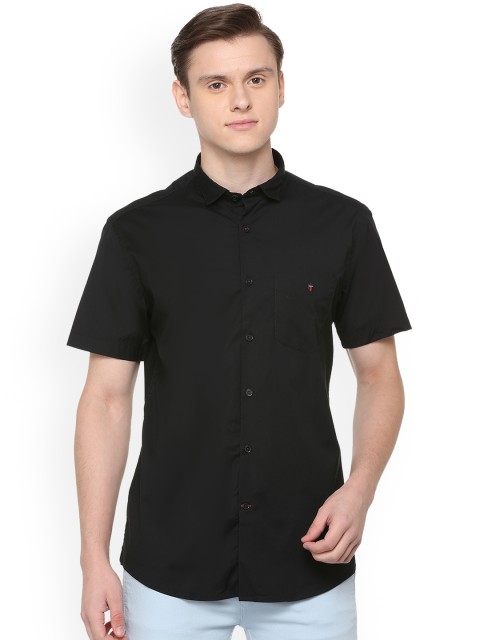 

Louis Philippe Men Black Slim Fit Solid Casual Shirt