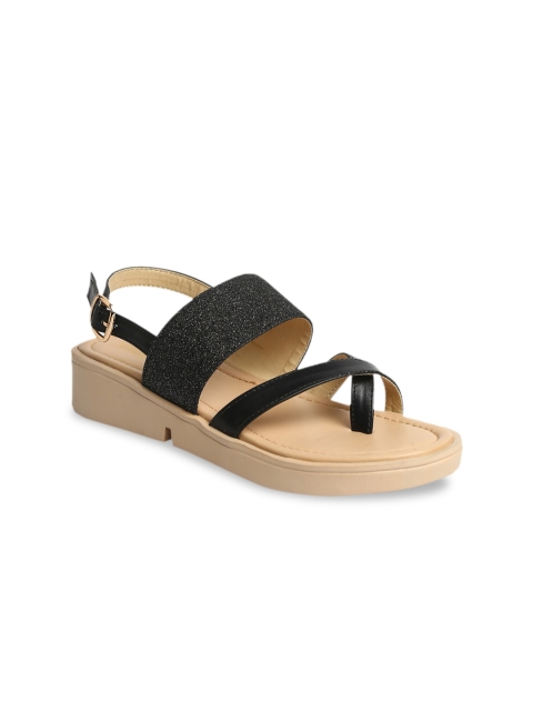 

VALIOSAA Women Black Solid One Toe Flats