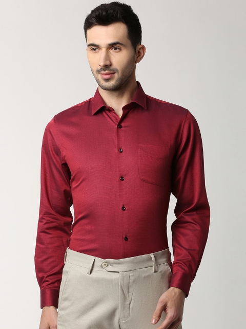 

Peter England Elite Men Maroon Regular Fit Self Design Formal Shirt