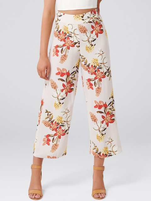 

Forever New Women Off-White & Red Floral Print Cropped Trousers