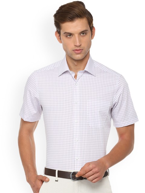

Louis Philippe Men White & Black Regular Fit Checked Formal Shirt