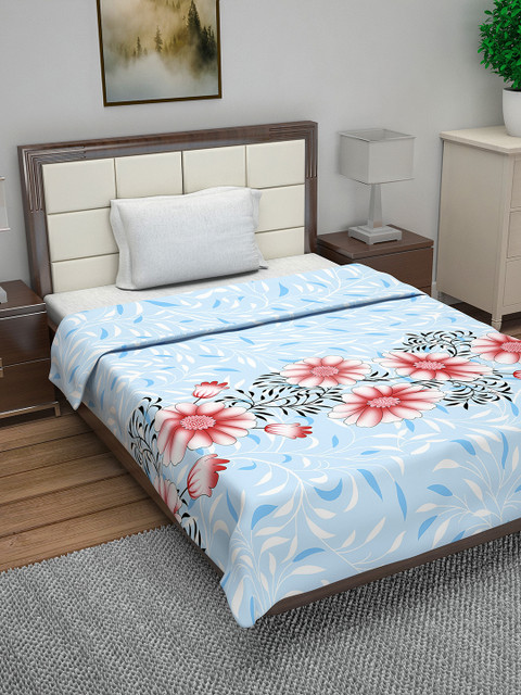 

Divine Casa Blue Floral AC Room 110 GSM Single Bed Quilt