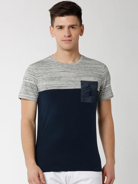 

Peter England Casuals Men Navy Blue Colourblocked Round Neck T-shirt