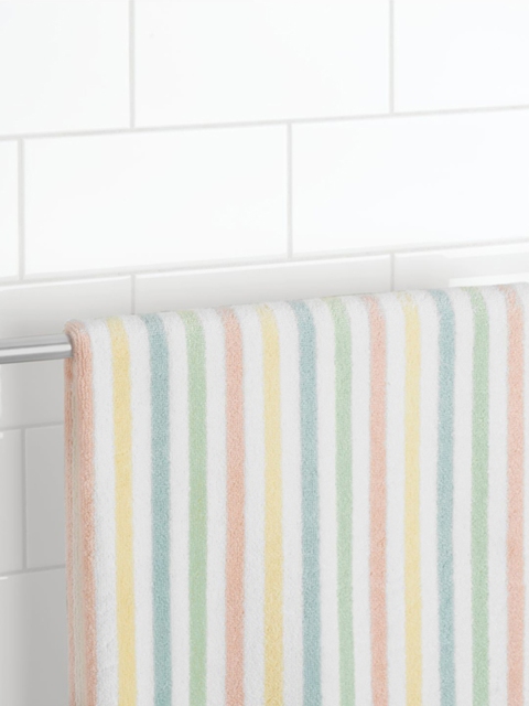 

INTERDESIGN Silver-Toned Towel Holder