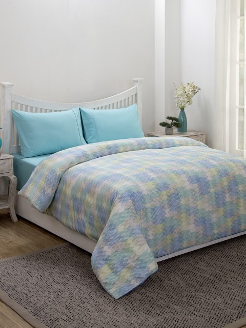 

Maspar Blue & Multicoloured 210 TC Printed Duvet Cover With 2 Pillow Covers