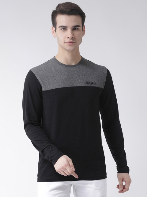 

Club York Men Black Colourblocked Round Neck T-shirt