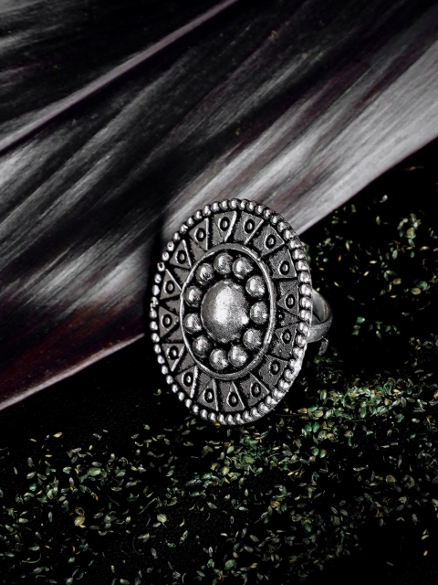 

Zerokaata Women Silver-Plated Oxidized Adjustable Finger Ring