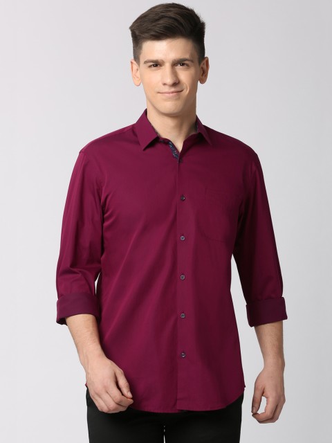 

Peter England Men Magenta Slim Fit Solid Casual Shirt