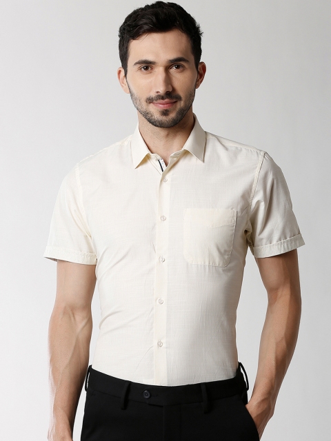 

Peter England Men Cream-Coloured Slim Fit Solid Formal Shirt
